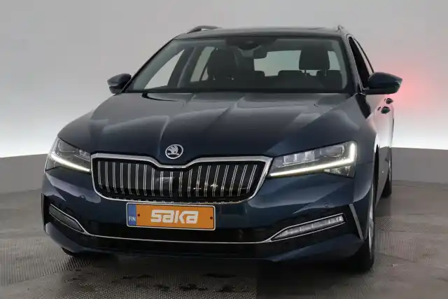 Sininen Farmari, Skoda Superb – VAR-09234