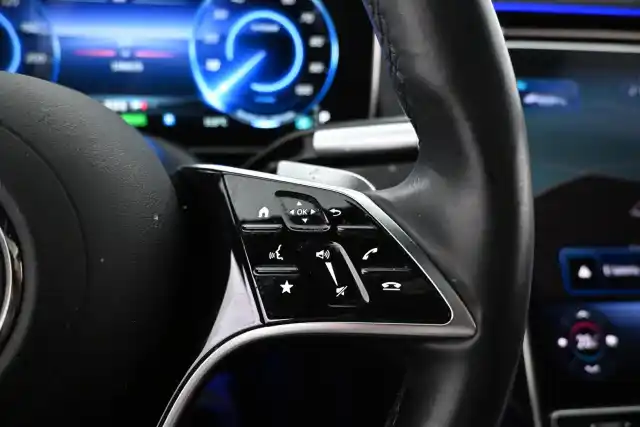 Musta Sedan, Mercedes-Benz EQS – VAR-09248