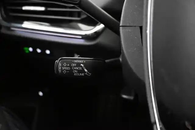 Harmaa Maastoauto, Skoda Enyaq – VAR-09600