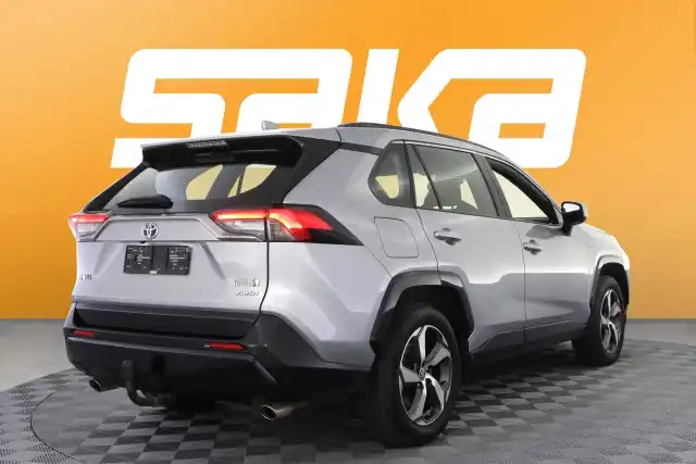 Harmaa Maastoauto, Toyota RAV4 Plug-in – VAR-09621