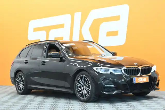 Musta Farmari, BMW 320 – VAR-09793