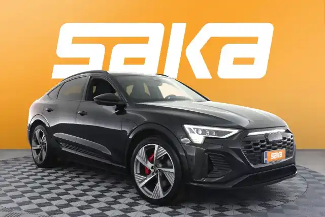 Musta Maastoauto, Audi Q8 e-tron – VAR-09920