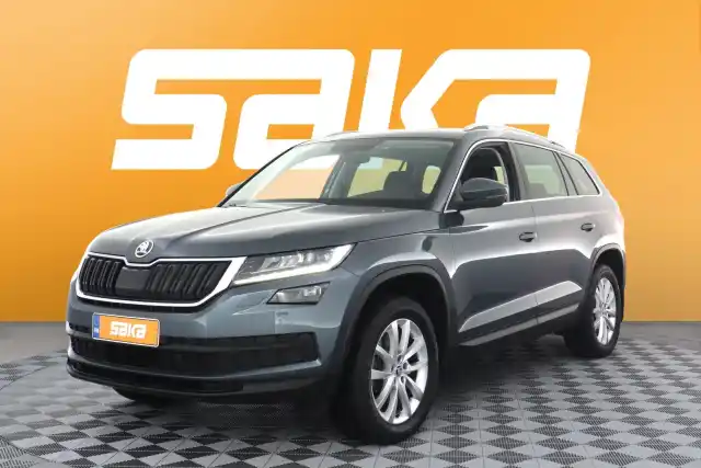 Harmaa Maastoauto, Skoda Kodiaq – VAR-10067