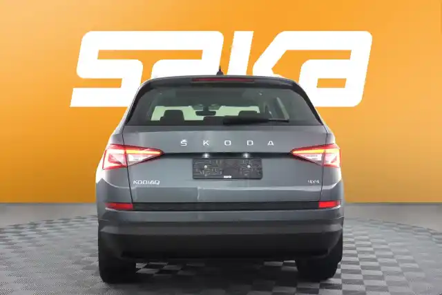 Harmaa Maastoauto, Skoda Kodiaq – VAR-10067