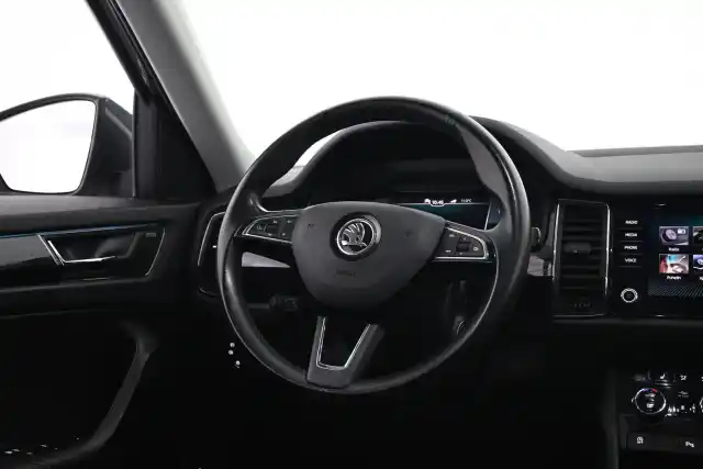 Harmaa Maastoauto, Skoda Kodiaq – VAR-10067