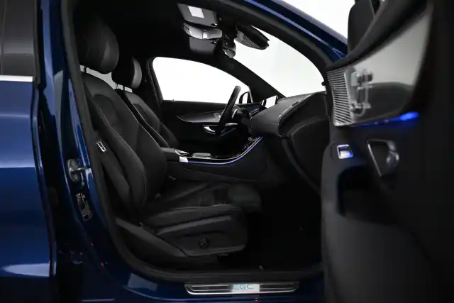 Sininen Maastoauto, Mercedes-Benz EQC – VAR-10425