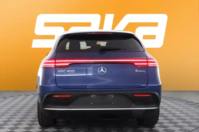 Sininen Maastoauto, Mercedes-Benz EQC – VAR-10425