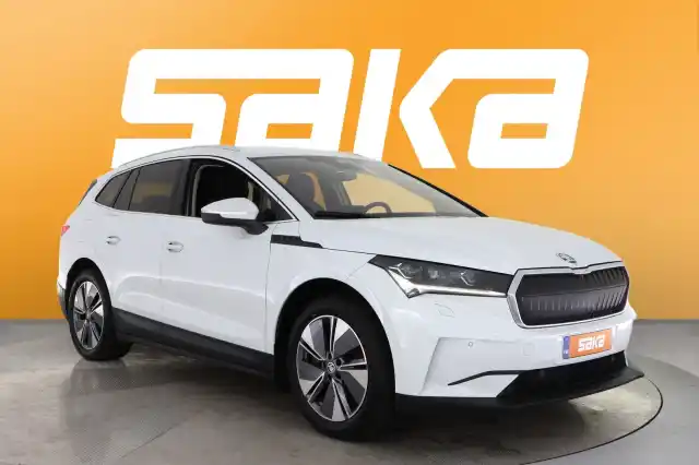 Valkoinen Maastoauto, Skoda Enyaq – VAR-10473