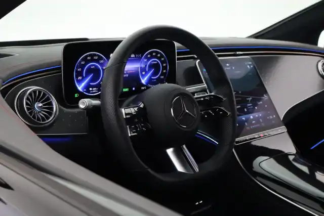 Sininen Sedan, Mercedes-Benz EQS – VAR-10549
