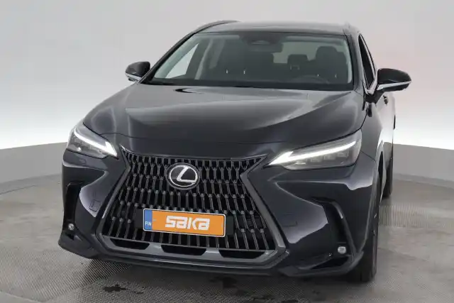 Musta Maastoauto, Lexus NX – VAR-10651