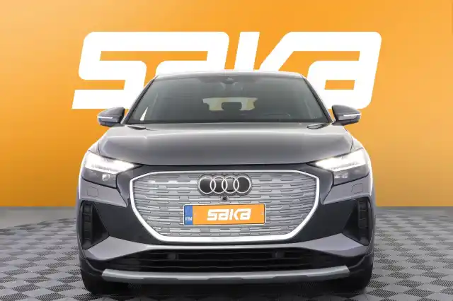 Harmaa Maastoauto, Audi Q4 e-tron – VAR-10909