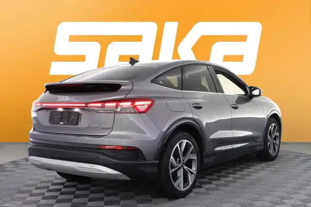 Harmaa Maastoauto, Audi Q4 e-tron – VAR-10909