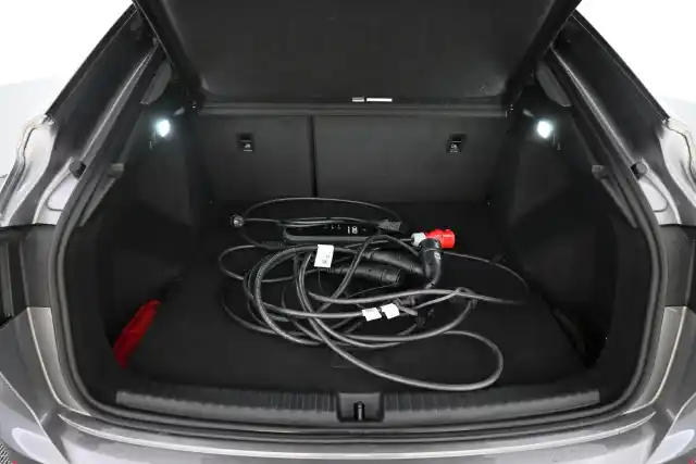Harmaa Maastoauto, Audi Q4 e-tron – VAR-10909