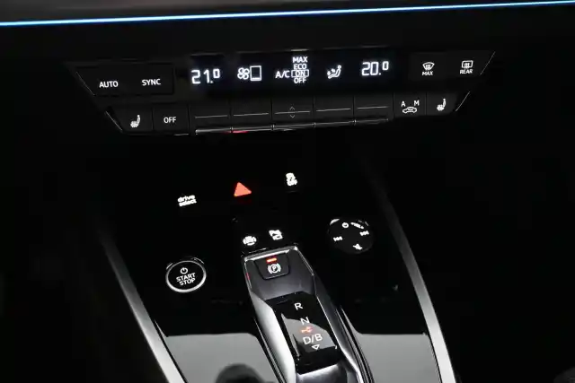 Harmaa Maastoauto, Audi Q4 e-tron – VAR-10909
