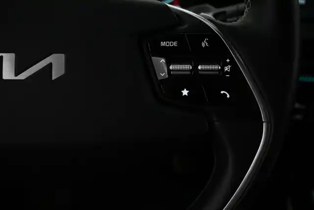 Musta Maastoauto, Kia EV6 – VAR-11132