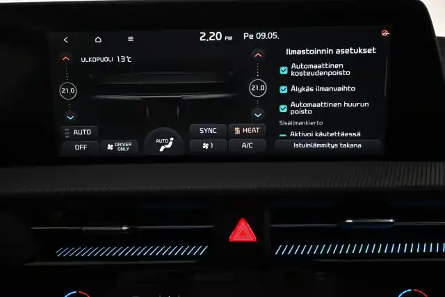 Musta Maastoauto, Kia EV6 – VAR-11132