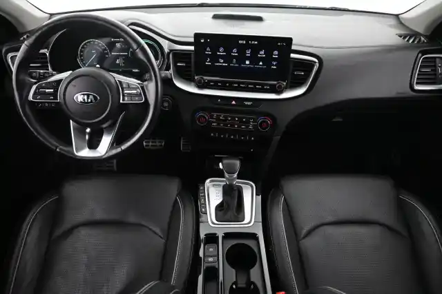 Musta Farmari, Kia XCeed – VAR-11238
