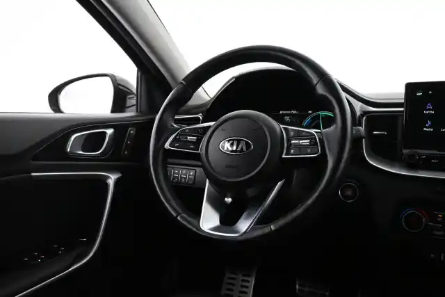 Musta Farmari, Kia XCeed – VAR-11238