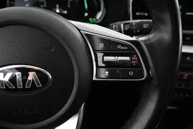 Musta Farmari, Kia XCeed – VAR-11238