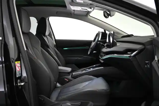 Musta Maastoauto, Skoda Enyaq – VAR-11259