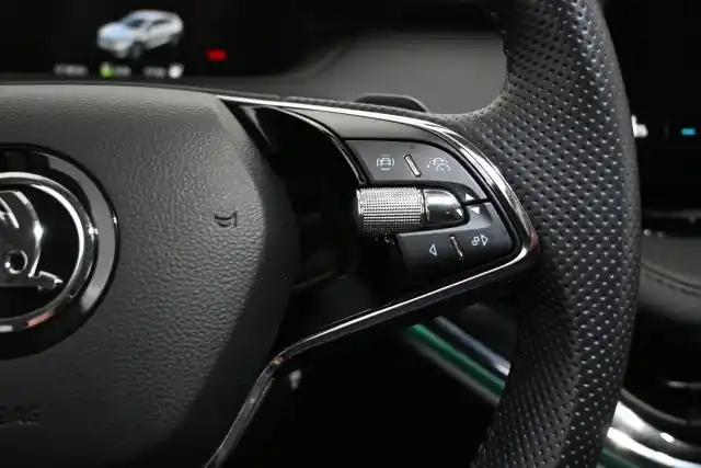 Musta Maastoauto, Skoda Enyaq – VAR-11259