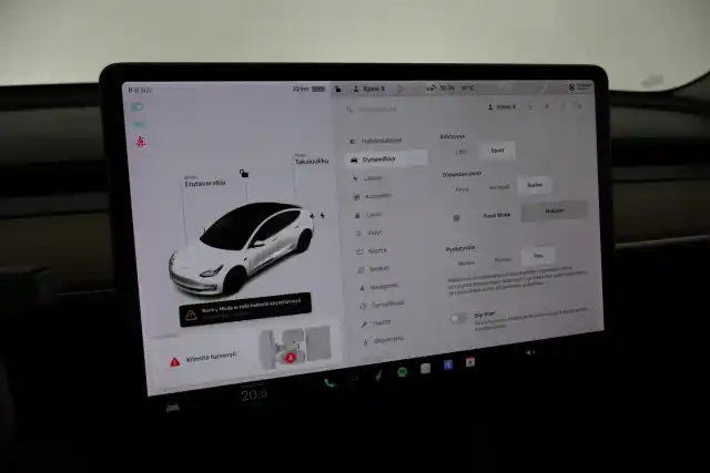 Valkoinen Sedan, Tesla Model 3 – VAR-11271