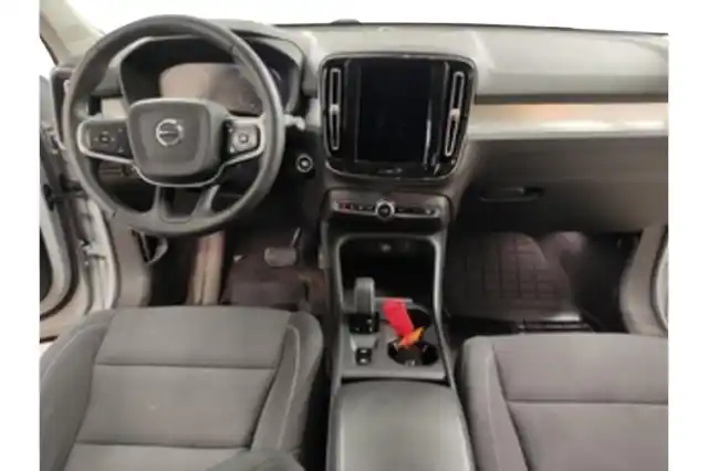 Harmaa Maastoauto, Volvo XC40 – VAR-11319