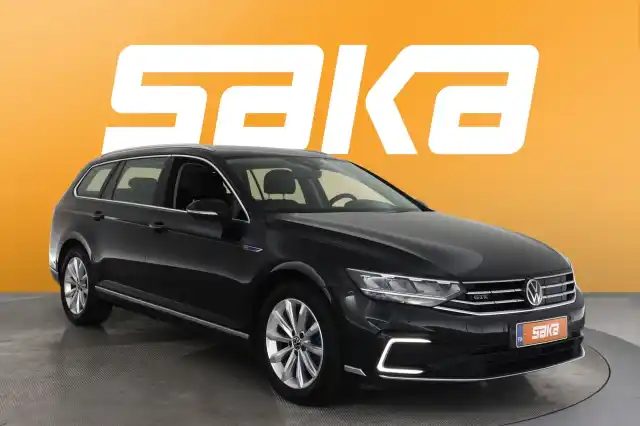 Musta Farmari, Volkswagen Passat – VAR-11547