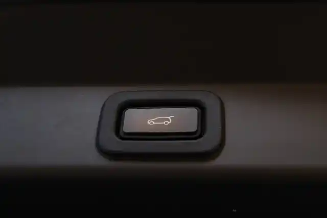 Vihreä Maastoauto, Land Rover Range Rover Sport – VAR-115770