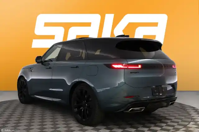 Vihreä Maastoauto, Land Rover Range Rover Sport – VAR-115770