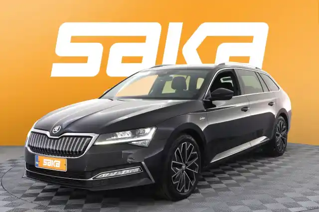 Musta Farmari, Skoda Superb – VAR-11643