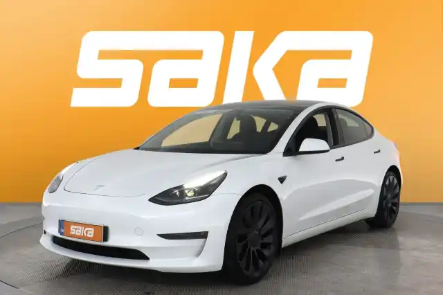 Valkoinen Sedan, Tesla Model 3 – VAR-11661