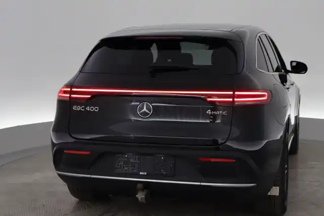 Musta Maastoauto, Mercedes-Benz EQC – VAR-11705