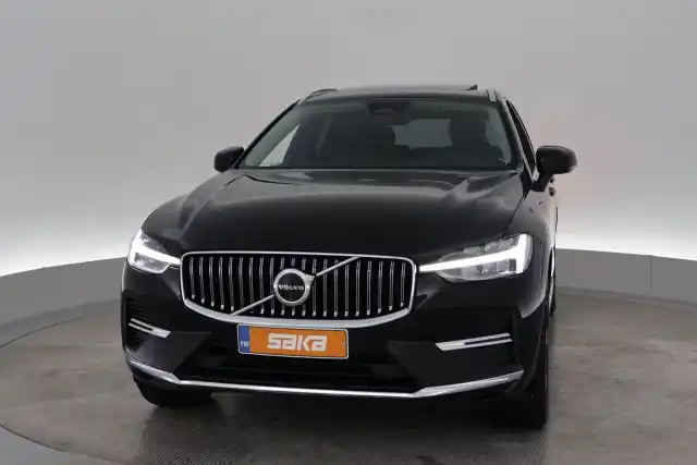 Musta Maastoauto, Volvo XC60 – VAR-11868