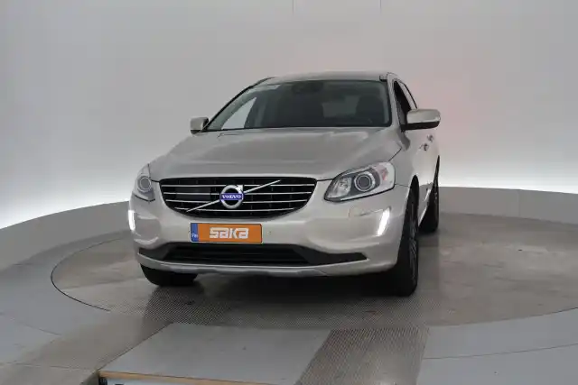 Ruskea Maastoauto, Volvo XC60 – VAR-11904