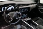 Musta Maastoauto, Audi e-tron – VAR-11998, kuva 3