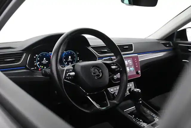 Harmaa Farmari, Skoda Superb – VAR-12045