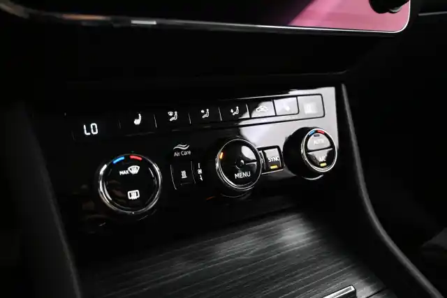 Harmaa Farmari, Skoda Superb – VAR-12045