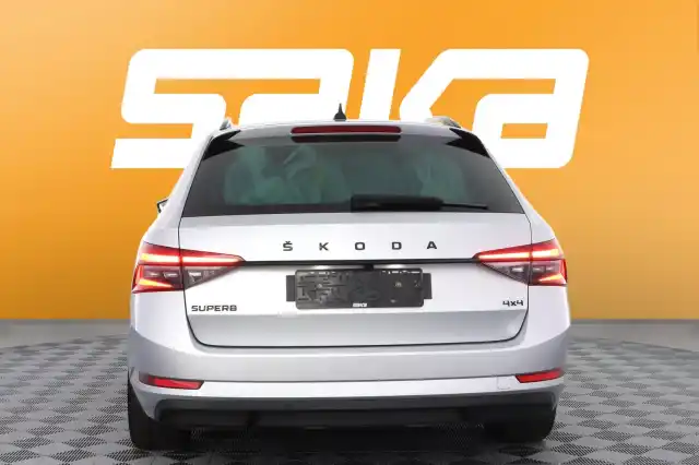 Harmaa Farmari, Skoda Superb – VAR-12045