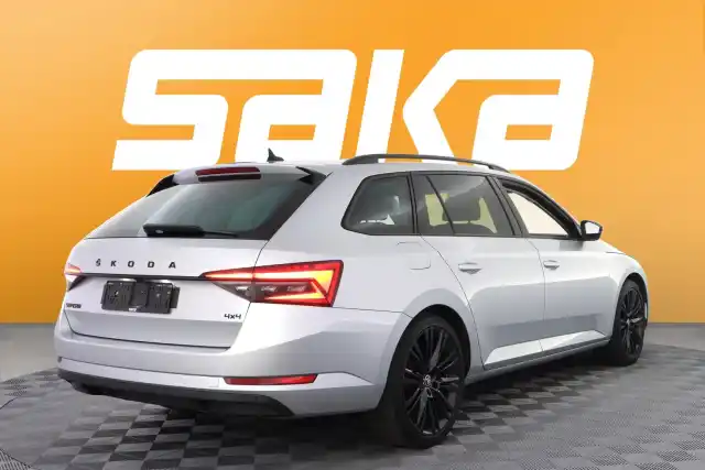 Harmaa Farmari, Skoda Superb – VAR-12045