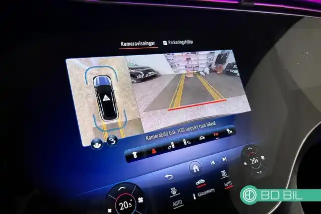 Vihreä Maastoauto, Mercedes-Benz EQS SUV – VAR-12156