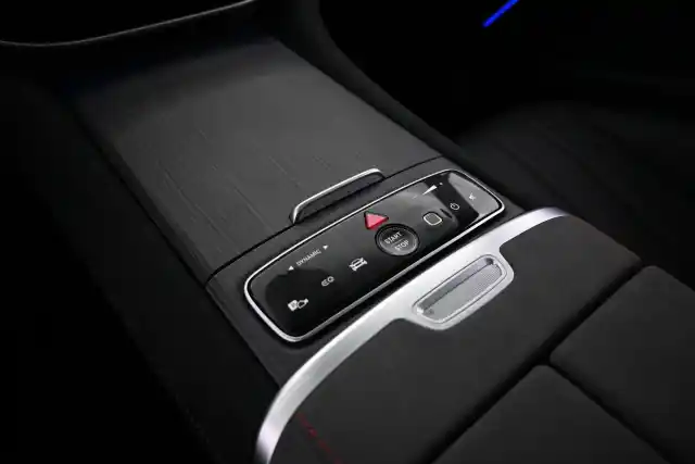 Musta Sedan, Mercedes-Benz EQS – VAR-12157