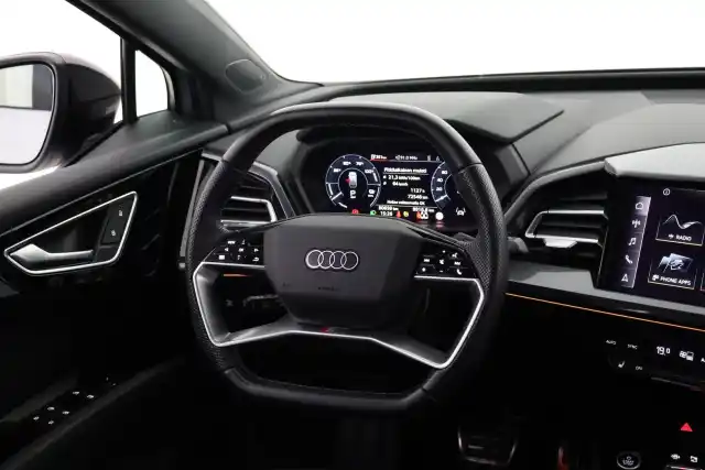 Harmaa Maastoauto, Audi Q4 e-tron – VAR-12229