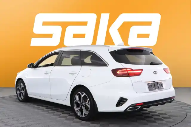 Valkoinen Farmari, Kia Ceed – VAR-12322