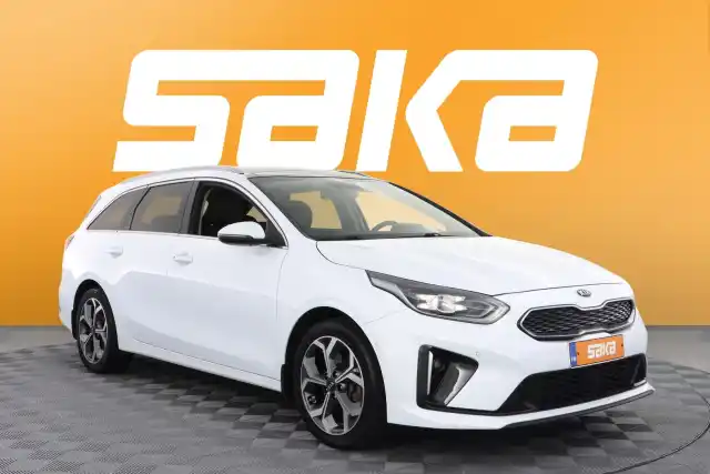 Valkoinen Farmari, Kia Ceed – VAR-12322