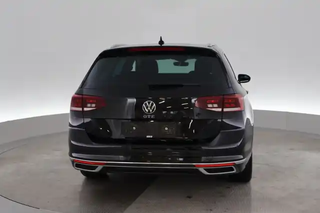 Musta Farmari, Volkswagen Passat – VAR-12331