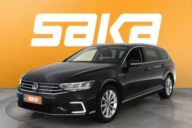 Musta Farmari, Volkswagen Passat – VAR-12331