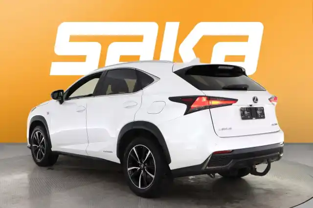 Valkoinen Maastoauto, Lexus NX – VAR-124768