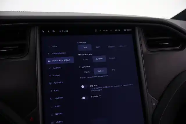 Musta Maastoauto, Tesla Model X – VAR-12884