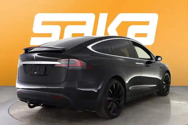 Musta Maastoauto, Tesla Model X – VAR-12884